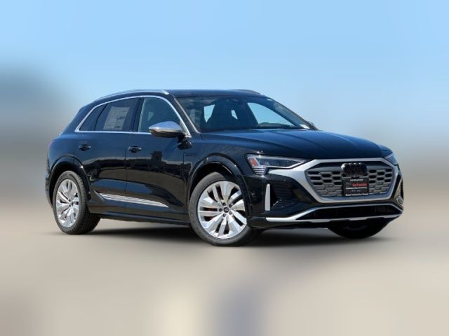 2024 Audi SQ8 e-tron Prestige