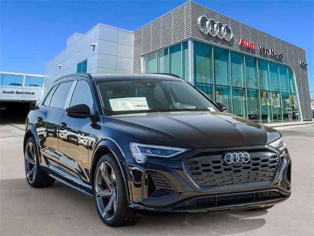 2024 Audi SQ8 e-tron Prestige