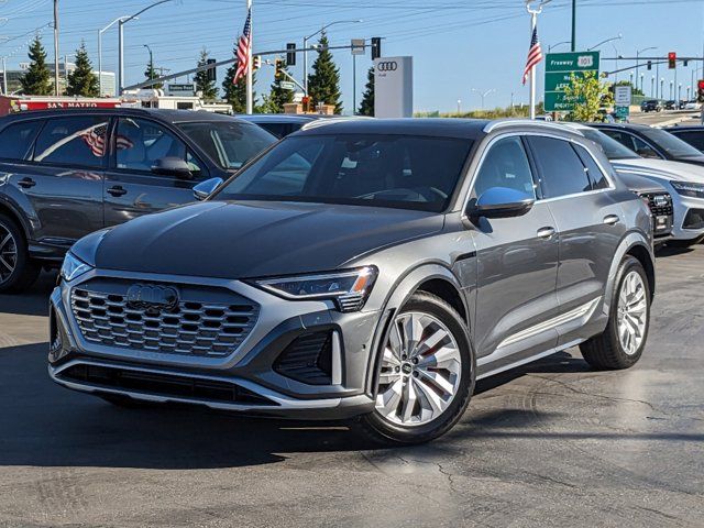 2024 Audi SQ8 e-tron Prestige