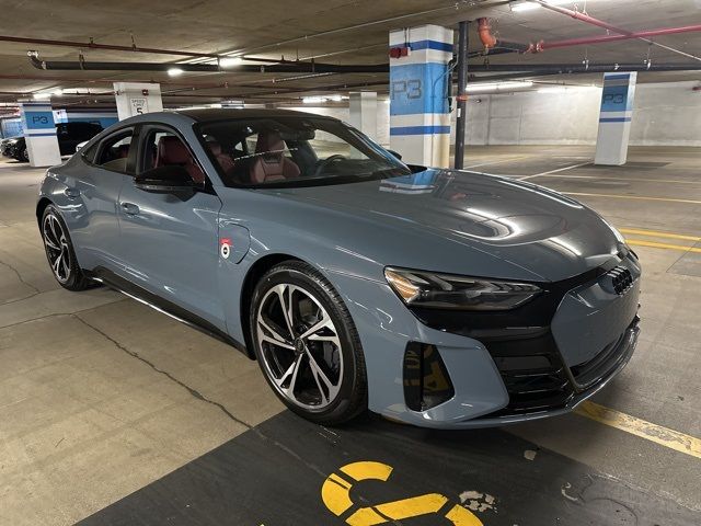 2024 Audi e-tron GT Premium Plus