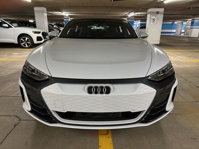 2024 Audi e-tron GT Premium Plus