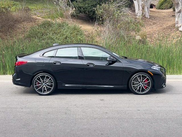 2024 BMW 2 Series M235i xDrive