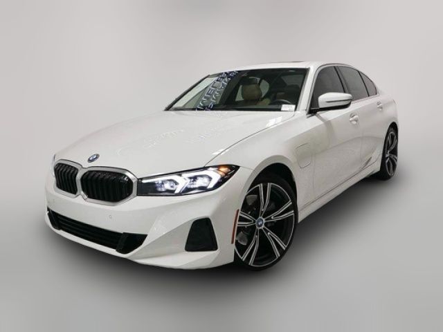 2024 BMW 3 Series 330e