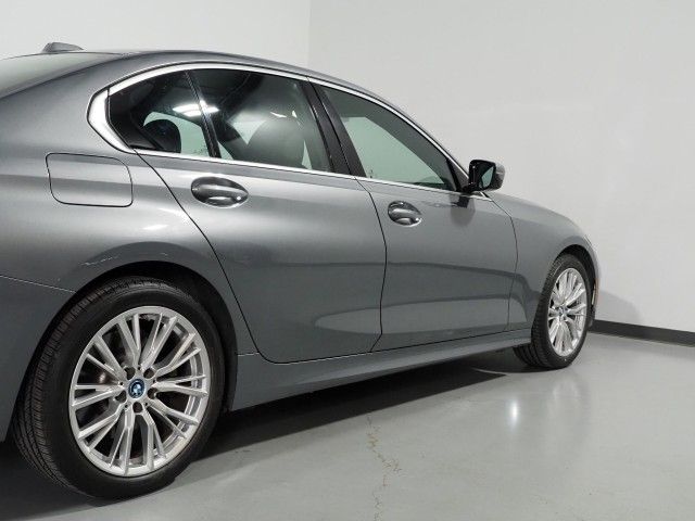 2024 BMW 3 Series 330e