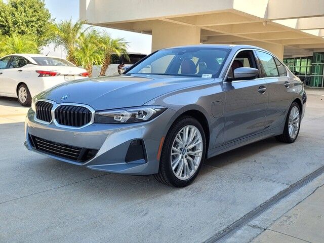 2024 BMW 3 Series 330e xDrive