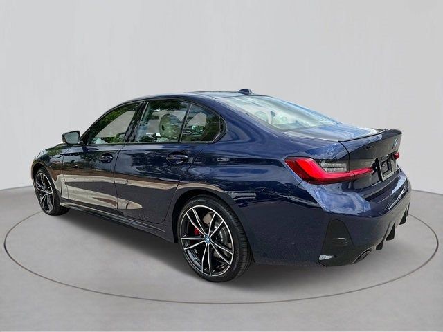 2024 BMW 3 Series 330e