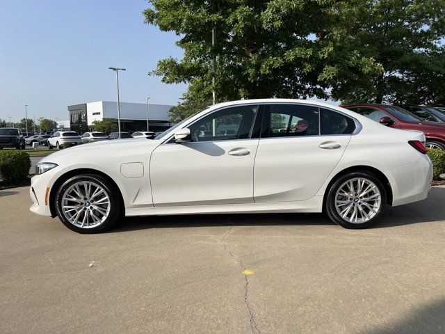 2024 BMW 3 Series 330e