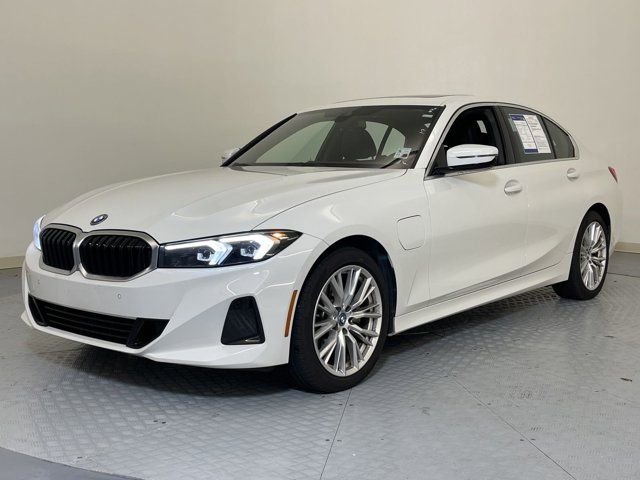 2024 BMW 3 Series 330e