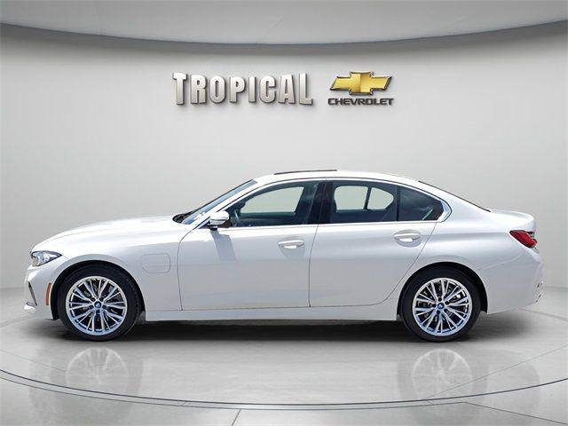 2024 BMW 3 Series 330e