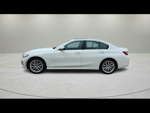 2024 BMW 3 Series 330e