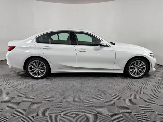 2024 BMW 3 Series 330e