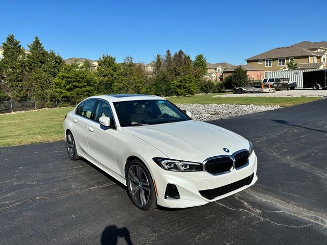 2024 BMW 3 Series 330e