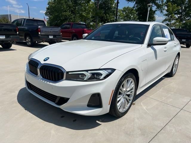 2024 BMW 3 Series 330e