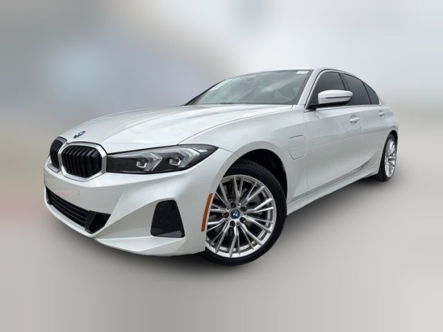 2024 BMW 3 Series 330e