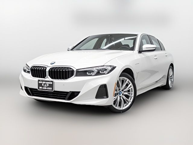 2024 BMW 3 Series 330e xDrive