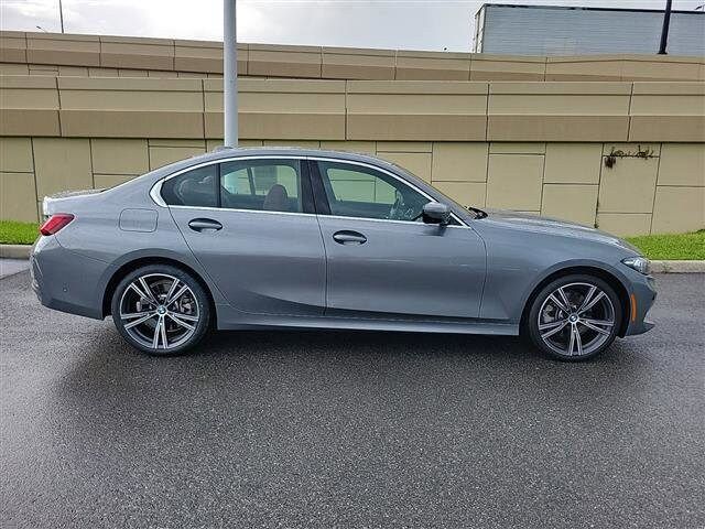 2024 BMW 3 Series 330i