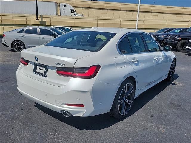 2024 BMW 3 Series 330i