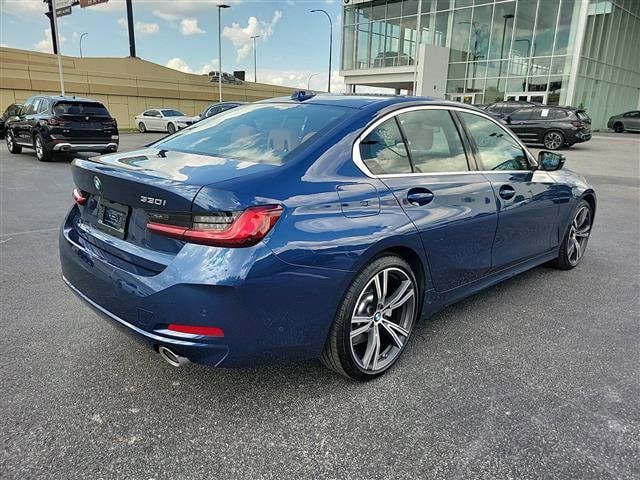 2024 BMW 3 Series 330i