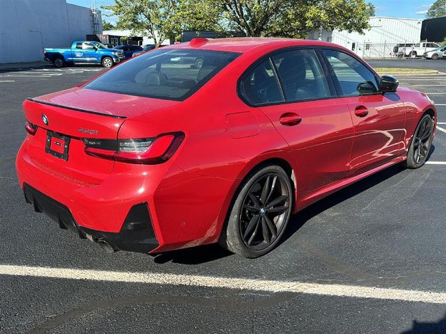 2024 BMW 3 Series 330i xDrive