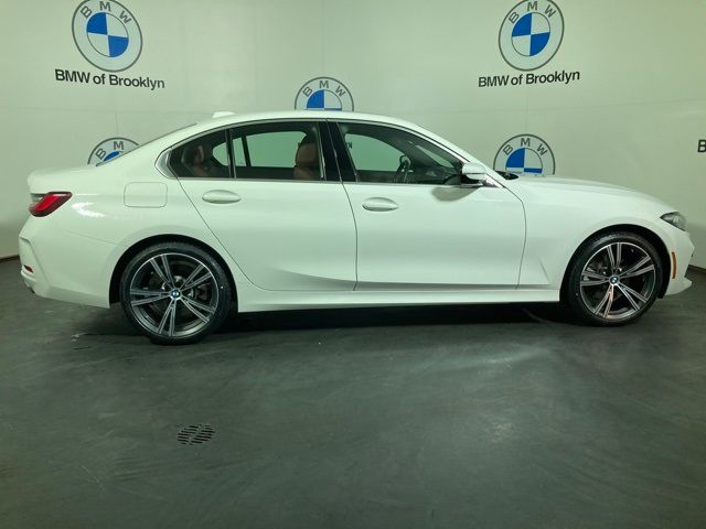 2024 BMW 3 Series 330i xDrive