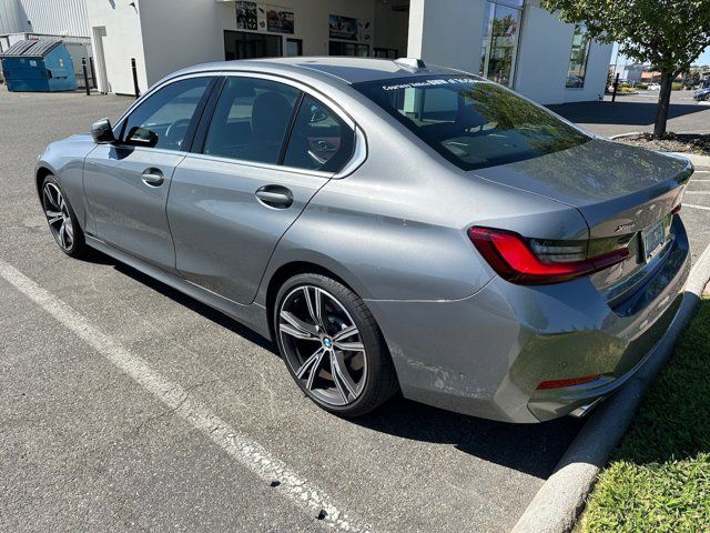 2024 BMW 3 Series 330i xDrive