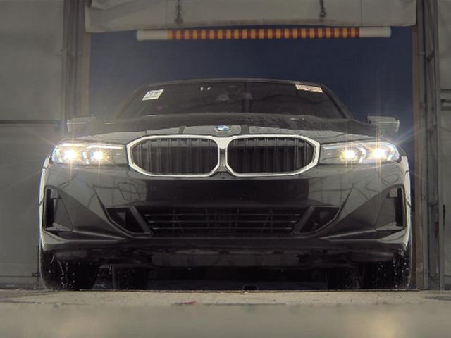 2024 BMW 3 Series 330i xDrive