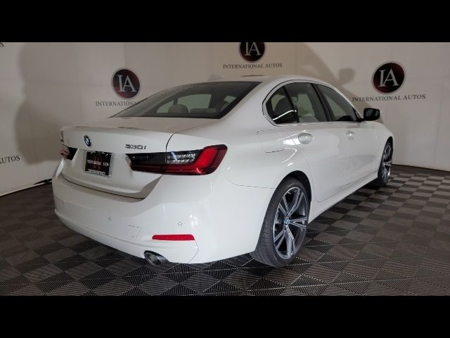 2024 BMW 3 Series 330i xDrive