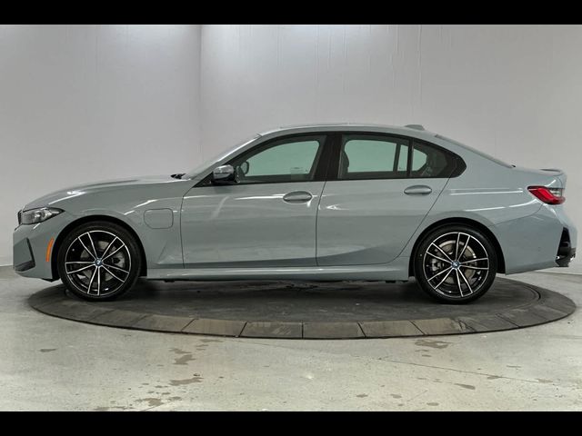 2024 BMW 3 Series 330e