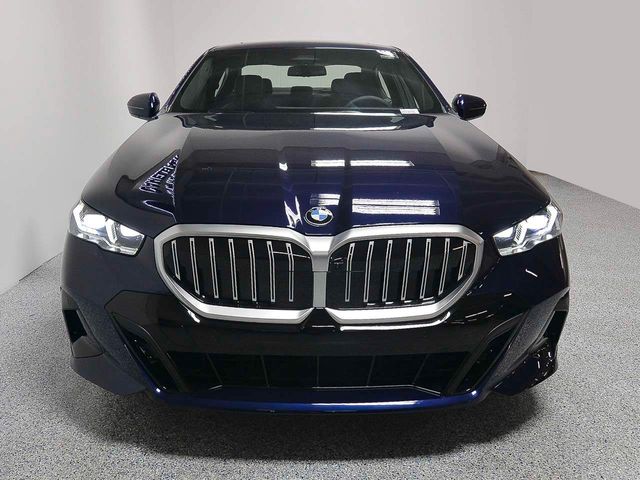 2024 BMW 5 Series 530i