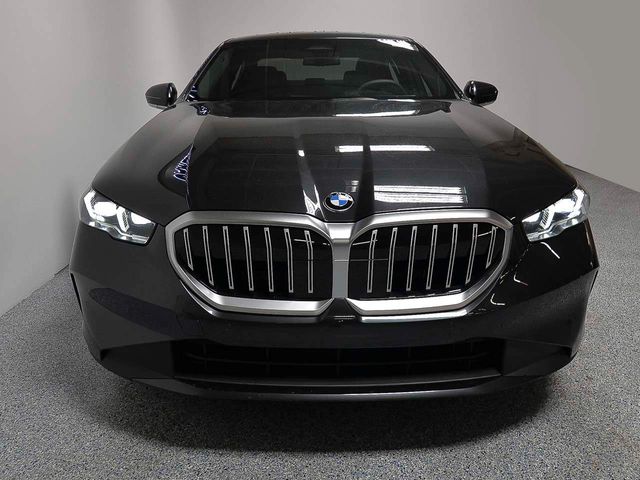 2024 BMW 5 Series 530i