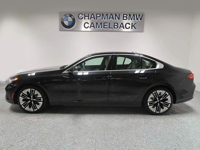 2024 BMW 5 Series 530i