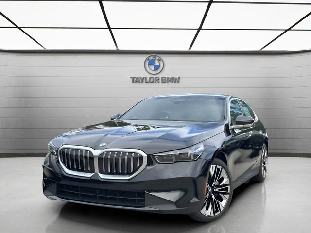 2024 BMW 5 Series 530i