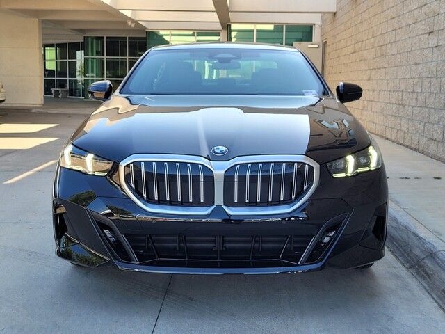 2024 BMW 5 Series 530i