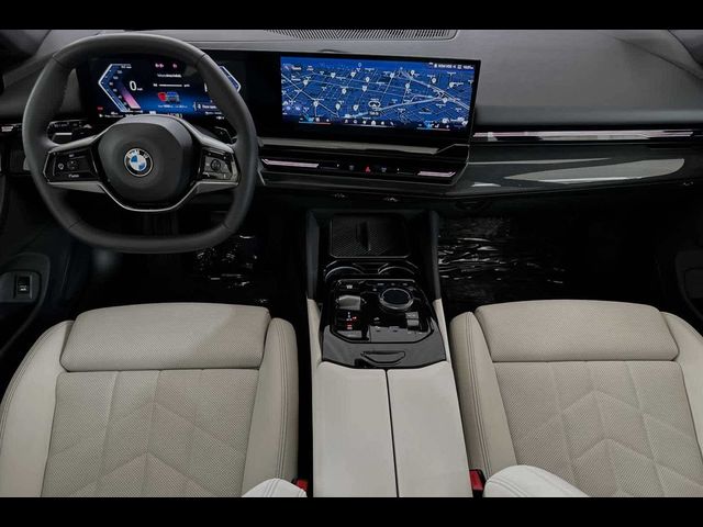 2024 BMW 5 Series 530i