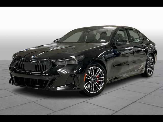 2024 BMW 5 Series 530i