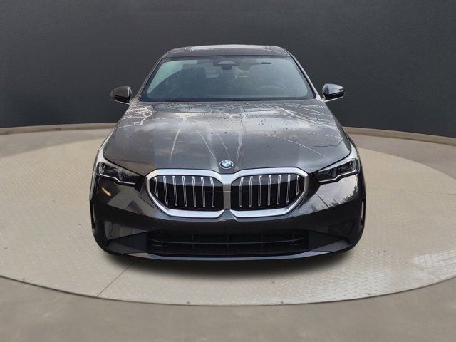 2024 BMW 5 Series 530i