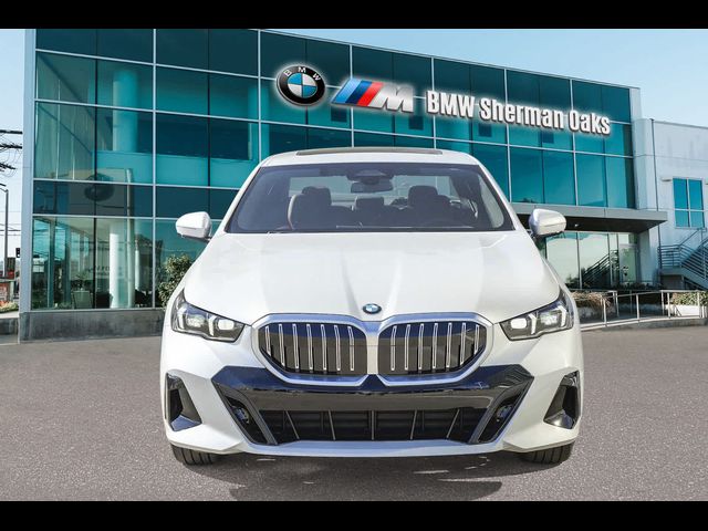 2024 BMW 5 Series 530i