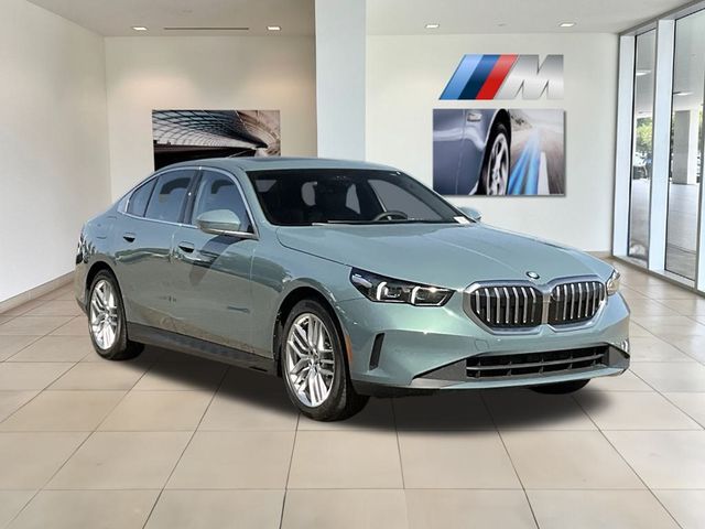 2024 BMW 5 Series 530i