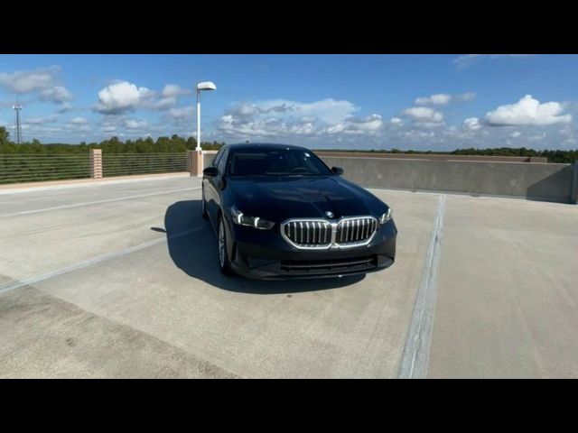 2024 BMW 5 Series 530i