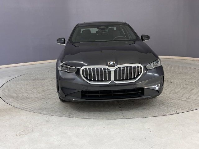 2024 BMW 5 Series 530i