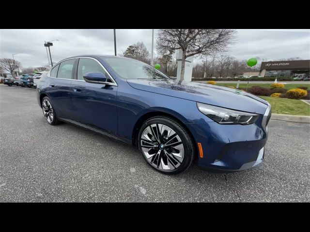 2024 BMW 5 Series 530i