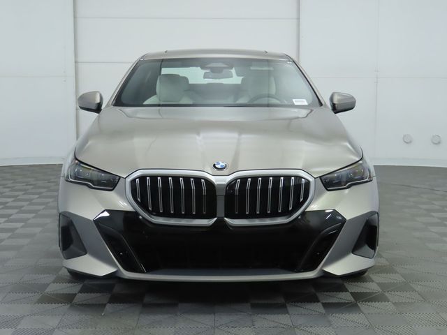 2024 BMW 5 Series 530i