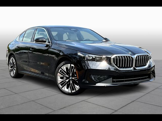 2024 BMW 5 Series 530i