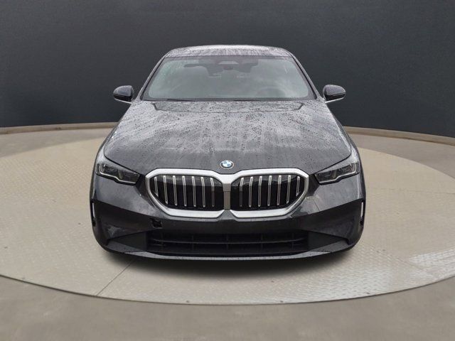 2024 BMW 5 Series 530i