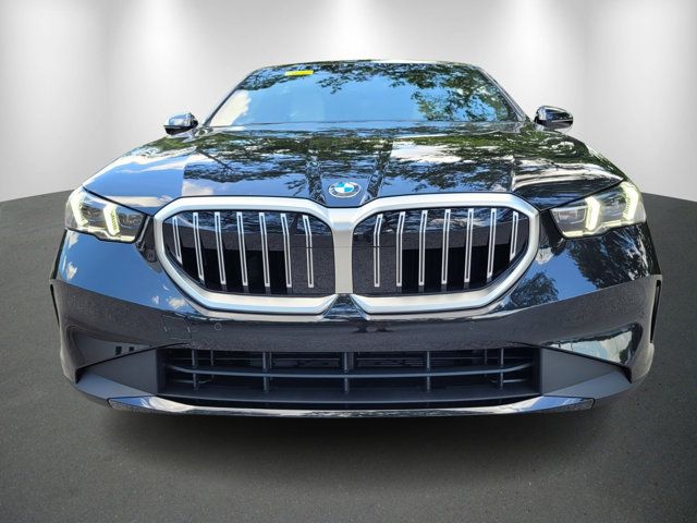 2024 BMW 5 Series 530i