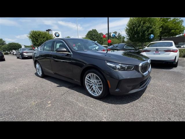 2024 BMW 5 Series 530i