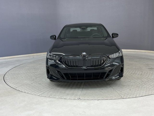 2024 BMW 5 Series 530i