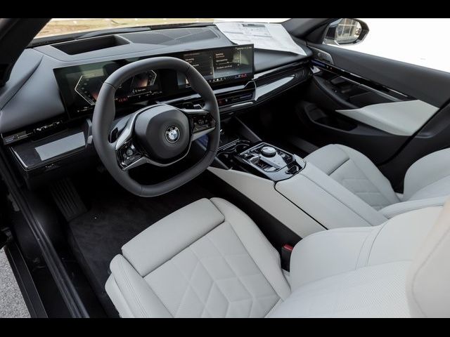 2024 BMW 5 Series 530i