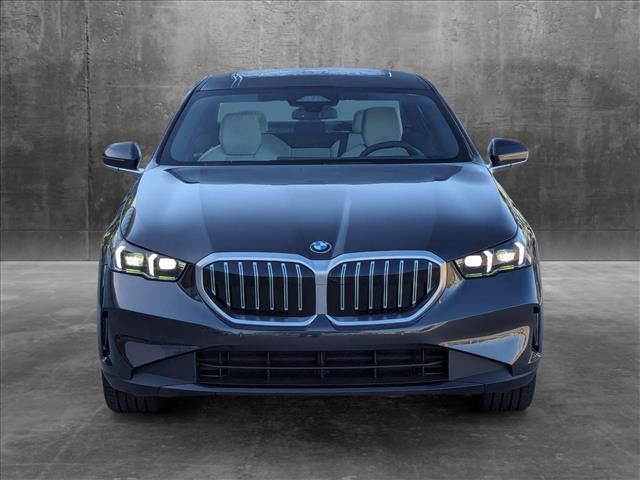 2024 BMW 5 Series 530i