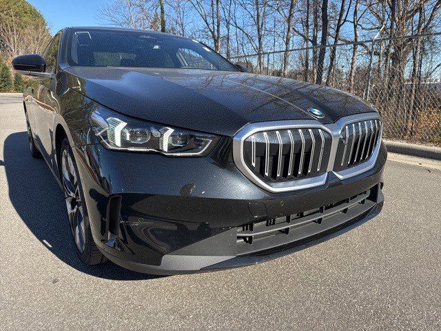 2024 BMW 5 Series 530i